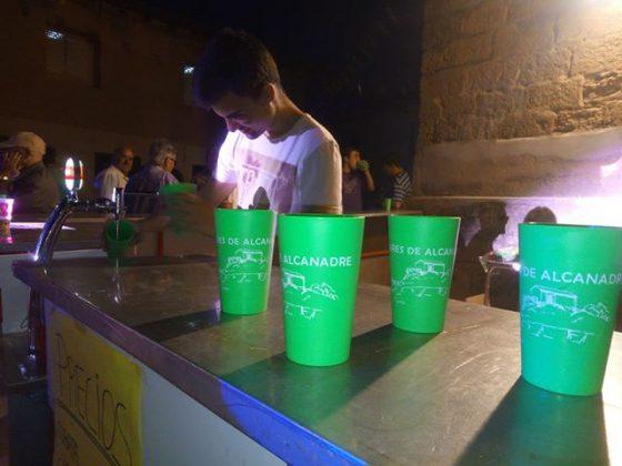 Imagen: Eco-vasos en las fiestas de Torrres de Alcanadre de 2018